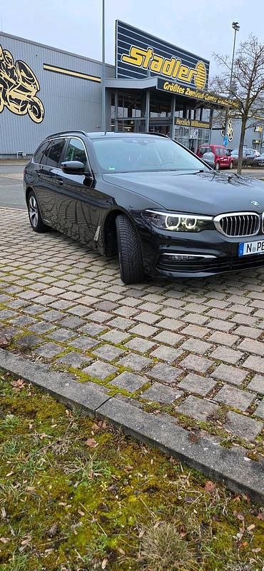 Gebraucht BMW 520 200 PS (147 kW) 2019 Schwarz Kombi