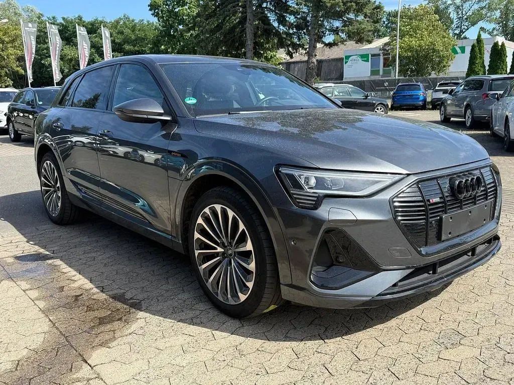 Gebraucht Audi e-tron S-Line 300 kW (408 PS) 2023 Grau SUV