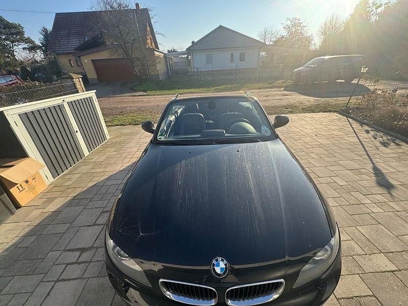 Gebraucht BMW 123 Cabriolet Efficient Dynamics 204 PS (150 kW) 2010 Schwarz Cabrio