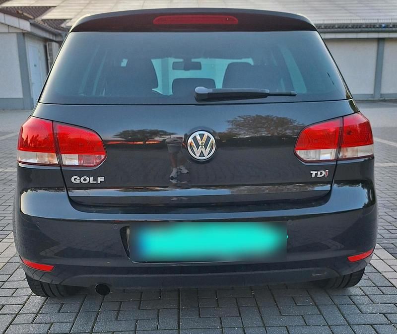 Brugt VW Golf VI 105 HK (77 kW) 2011 Sort Hatchback