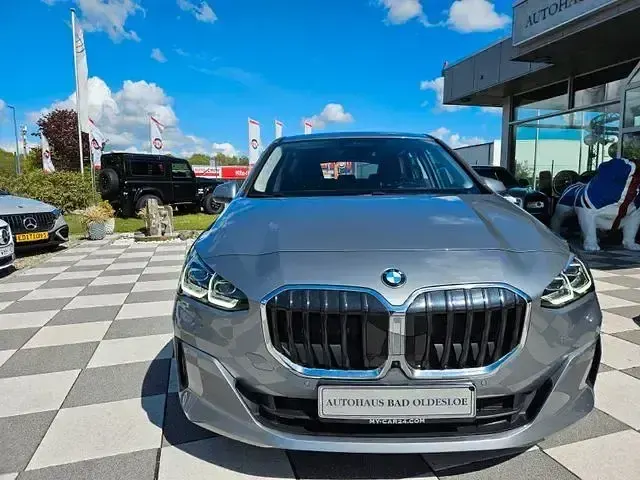 Gebraucht BMW 218 Active Tourer Performance 150 PS (110 kW) 2023 Grau Van / Kleinbus
