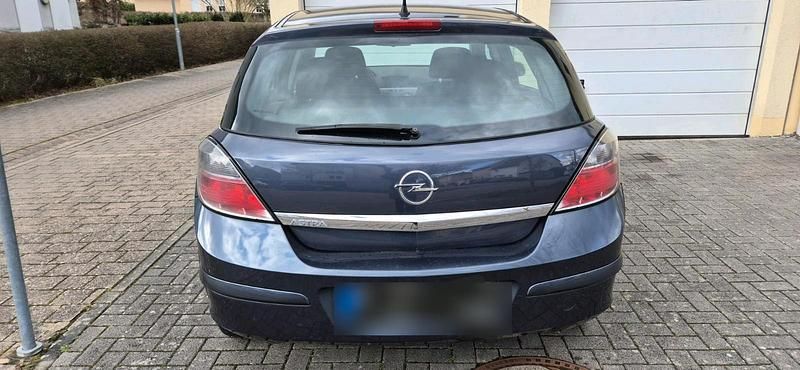 Gebraucht Opel Astra Basis 90 PS (66 kW) 2006 Blau Kleinwagen