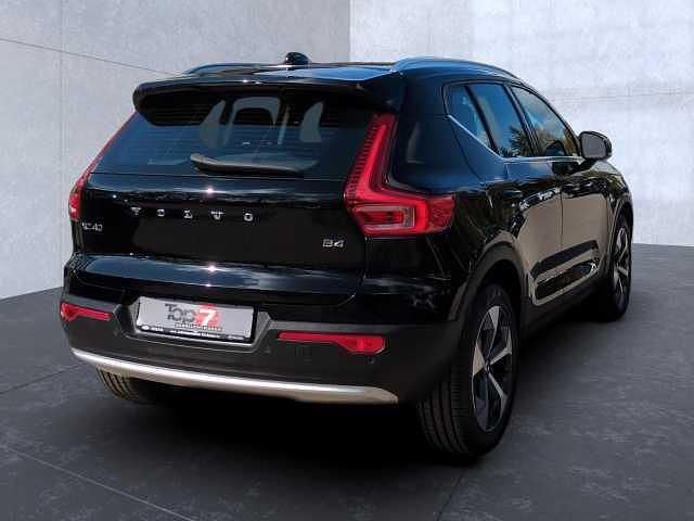 Gebraucht Volvo XC40 145 PS (106 kW) 2023 SUV