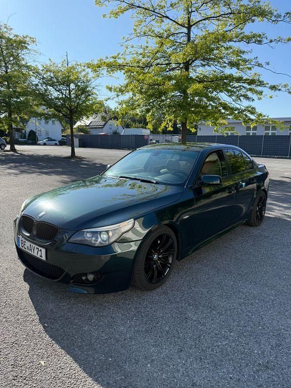 Grün Gebraucht 2003 BMW 530 M Sport Limousine | 3.999 € (Superpreis) - Bild 1/4