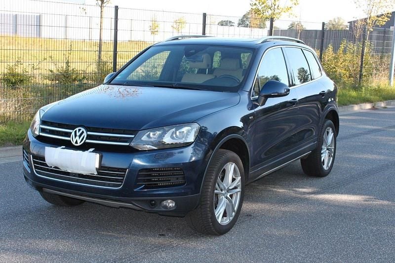 Blau Gebraucht 2010 VW Touareg Exclusive SUV | 11.900 € (Superpreis) - Bild 1/4