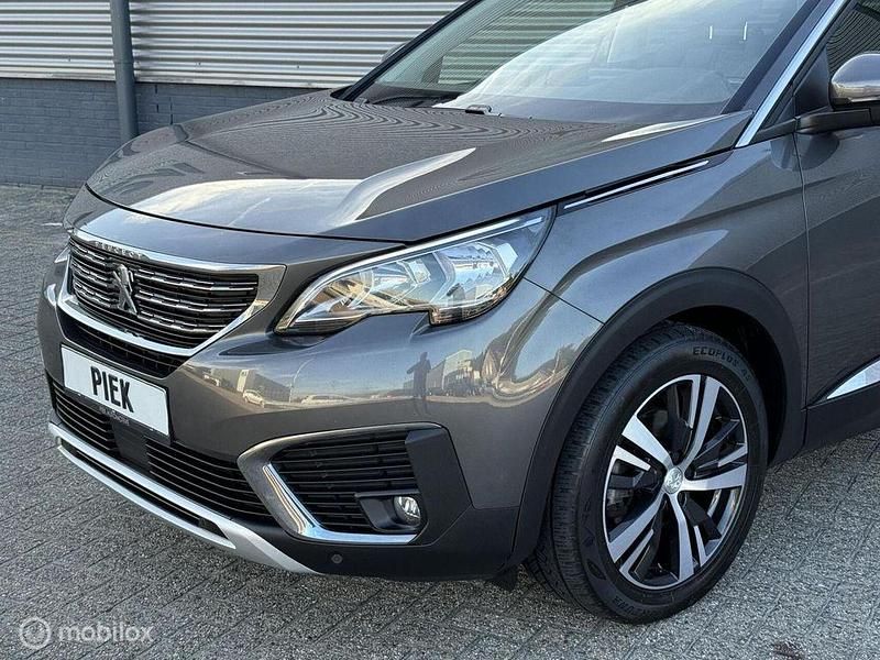 Gebraucht Peugeot 5008 Premium 131 PS (96 kW) 2018 Grau Van / Kleinbus