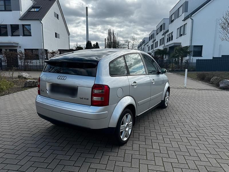 Gebraucht Audi A2 75 PS (55 kW) 2001 Silber Kleinwagen
