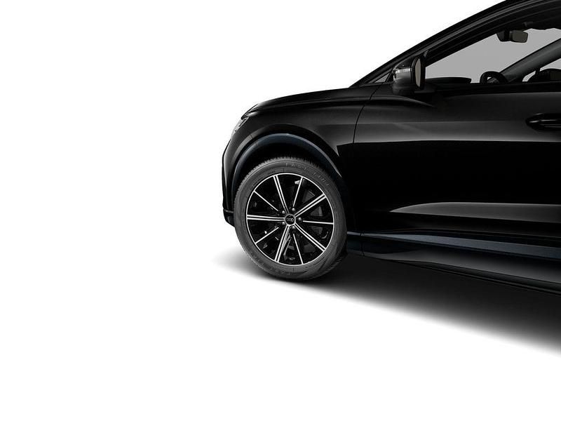 Gebraucht Audi Q4 e-tron Ambiente 210 kW (286 PS) 2025 Mythosschwarz metallic SUV