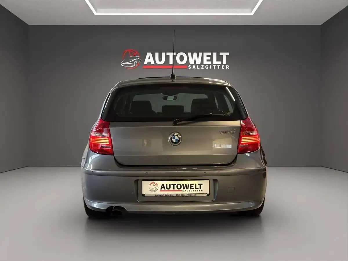Gebraucht BMW 116 Advantage 116 PS (85 kW) 2010 Grau Kleinwagen