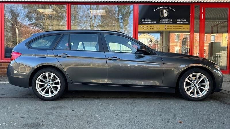 Gebraucht BMW 318 Advantage 150 PS (110 kW) 2016 Grau Kombi