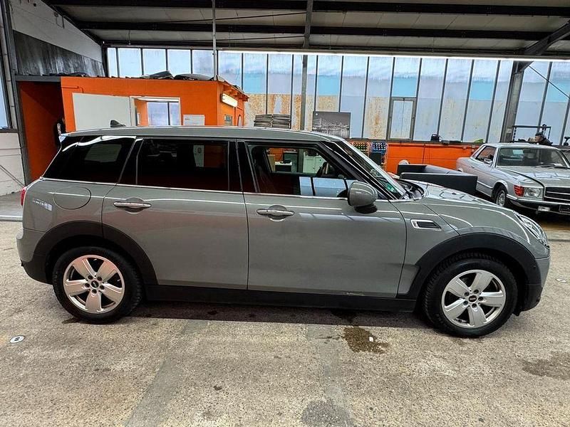 Gebraucht Mini One Clubman Pepper 102 PS (75 kW) 2018 Grau Kombi