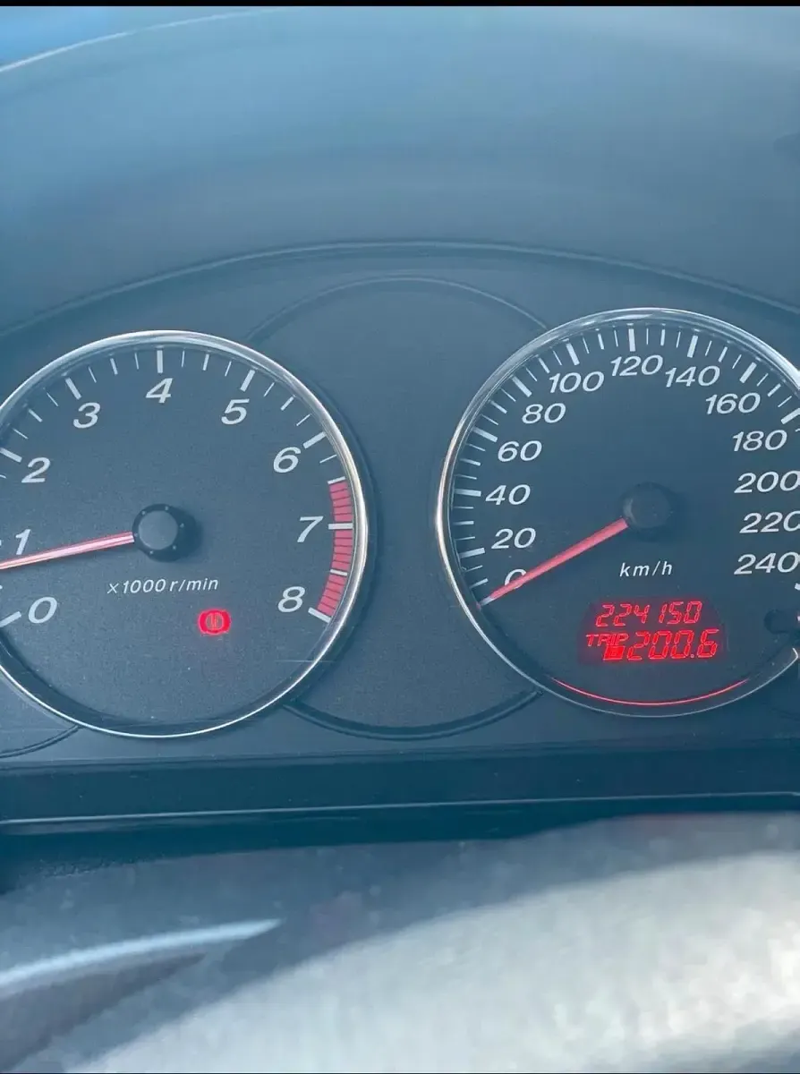 Używany Mazda 6 147 KM (108 kW) 2006 Szary Sedan/Limuzyna