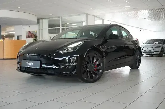 Occasion Tesla Model 3 Performance 461 kW (627 ch) 2022 Noir Berline