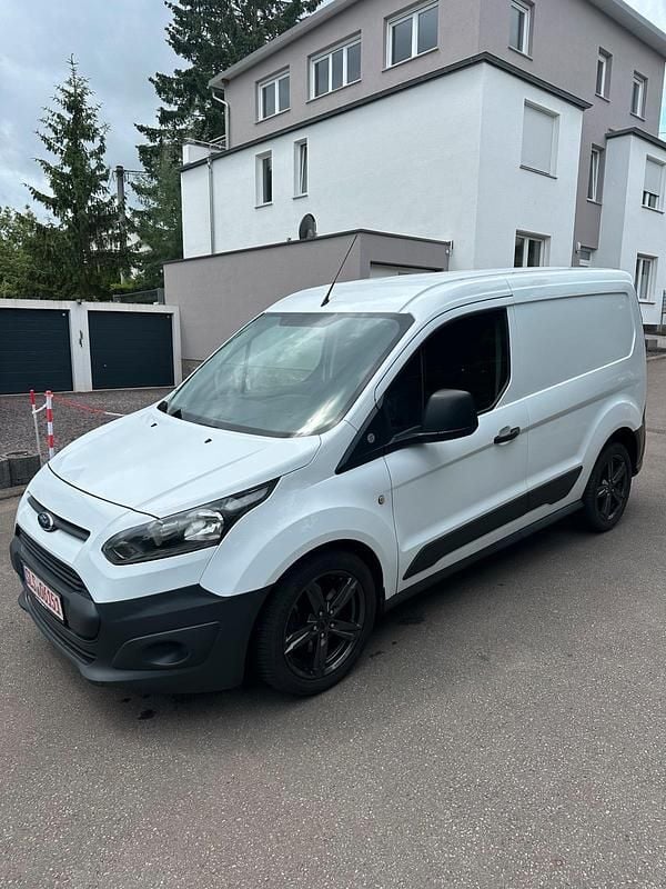 Weiß Gebraucht 2016 Ford Transit SUV | 7.999 € - Bild 1/4