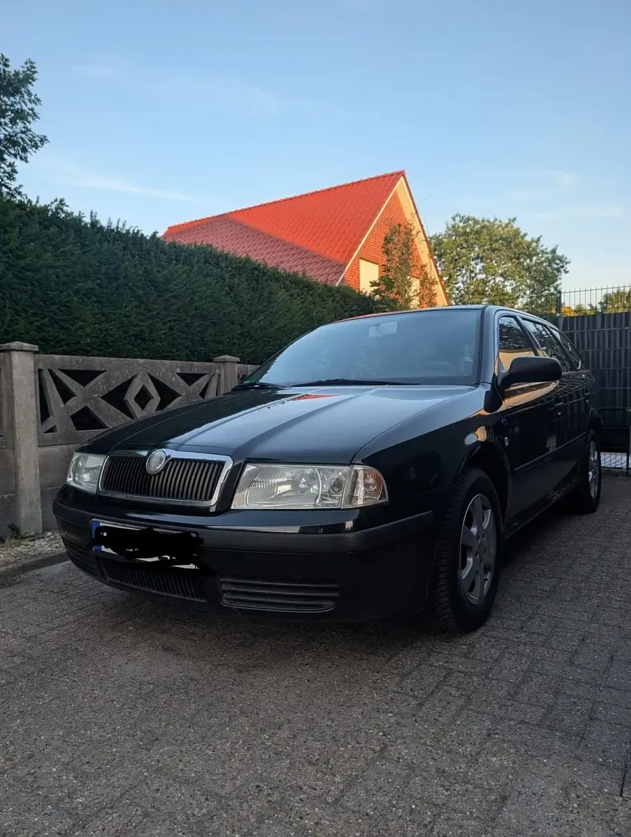 Gebraucht Skoda Octavia 102 PS (75 kW) 2000 Schwarz Kombi