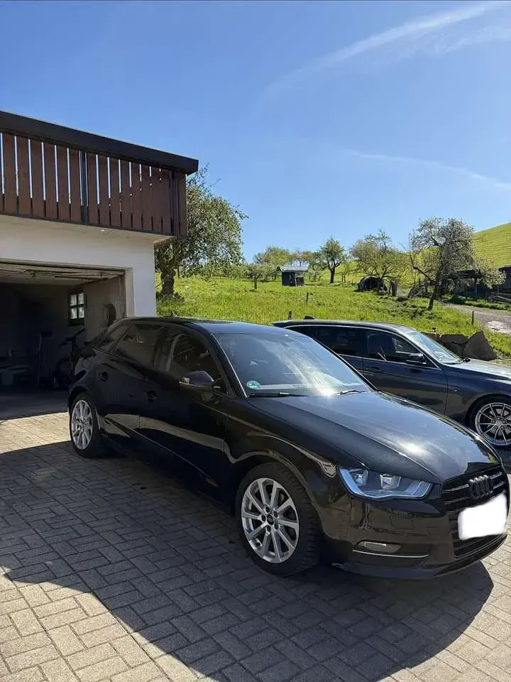Gebraucht Audi A3 Attraction 150 PS (110 kW) 2015 Schwarz Kombi