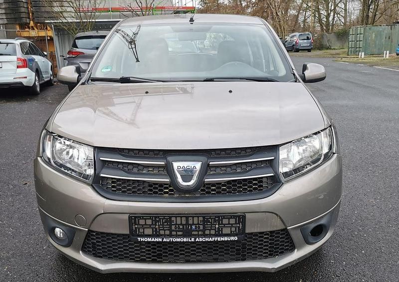 Gebraucht Dacia Sandero Lauréate 75 PS (55 kW) 2014 Braun Limousine