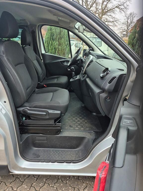 Gebraucht Nissan NV300 Premium Edition 145 PS (106 kW) 2020 Silber Van