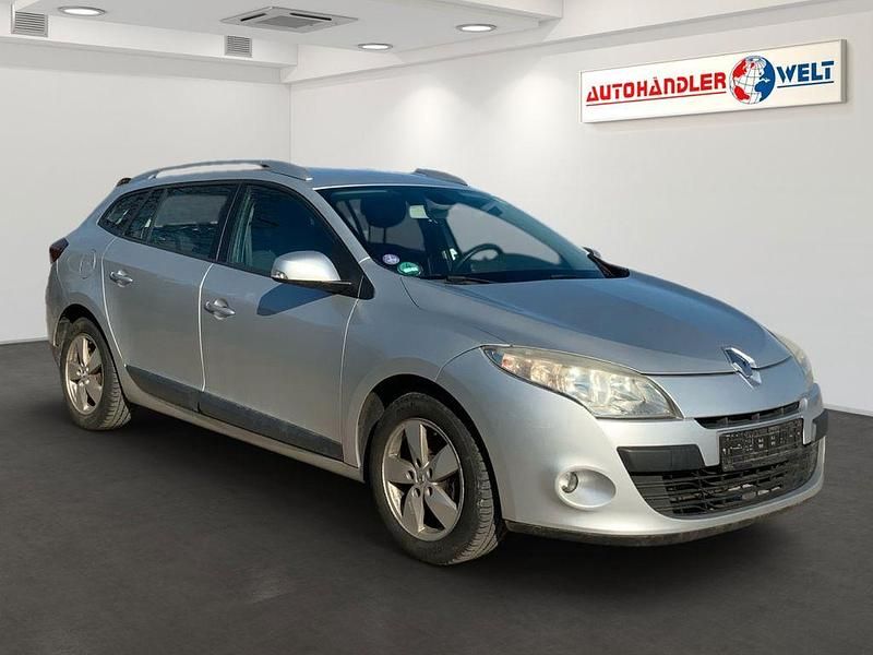 Gebraucht Renault Mégane III Expression 110 PS (80 kW) 2010 Grau Limousine
