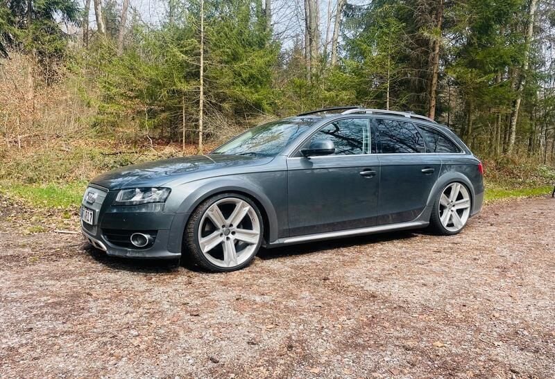 Grau Gebraucht 2011 Audi A4 Allroad Kombi | 11.000 € (Fairer Preis) - Bild 1/4