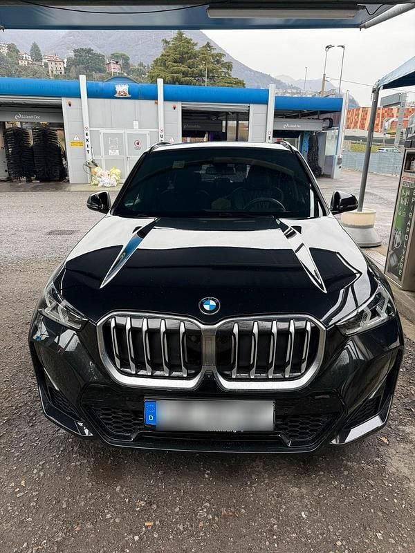 Gebraucht BMW X1 M Sport 218 PS (160 kW) 2023 Schwarz SUV