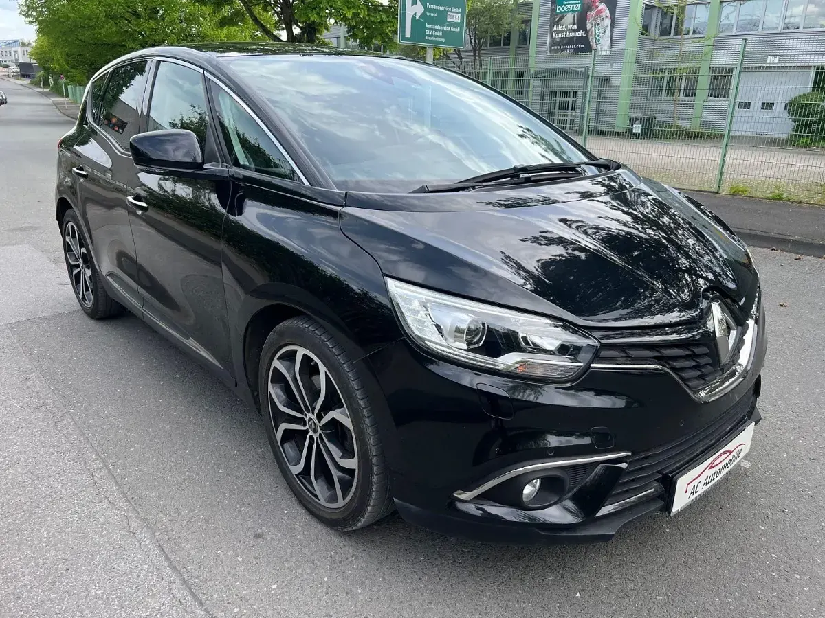 Gebraucht Renault Scénic IV Experience 110 PS (80 kW) 2017 Schwarz Van / Kleinbus