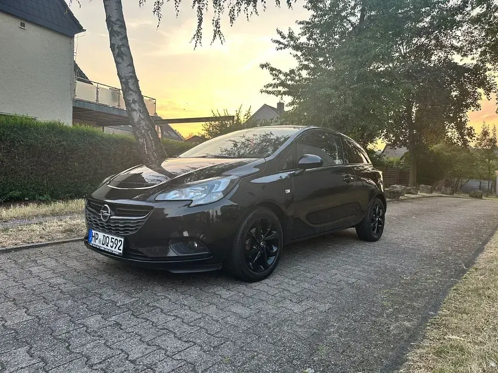 Gebraucht Opel Corsa 90 PS (66 kW) 2017 Schwarz Kleinwagen