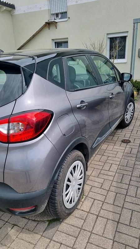 Gebraucht Renault Captur 90 PS (66 kW) 2016 Grau SUV