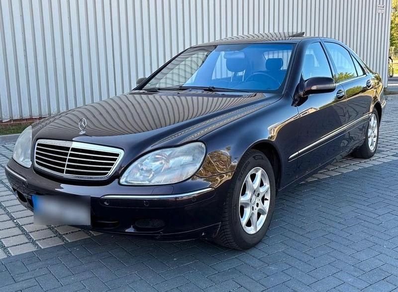 Schwarz Gebraucht 2000 Mercedes S500L Limousine | 4.799 € (Guter Preis) - Bild 1/4