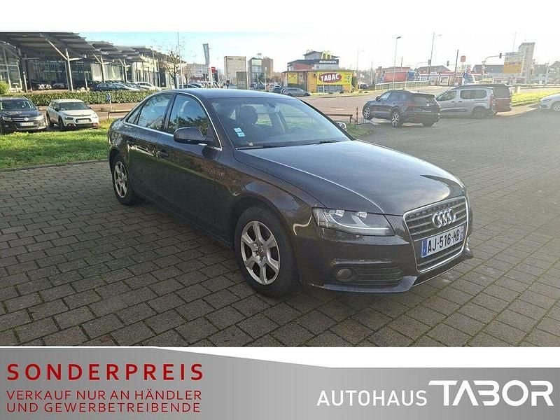 Gebraucht Audi A4 Attraction 143 PS (105 kW) 2010 Lavagrau perleffekt Limousine