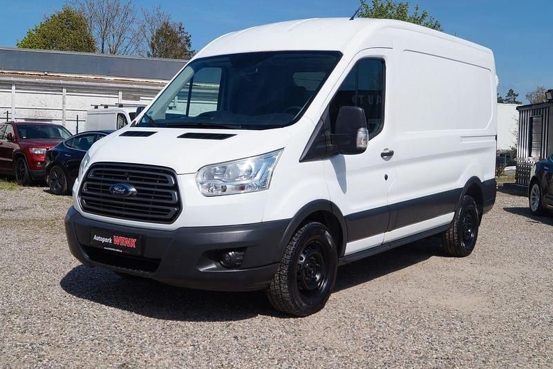 Używany Ford Transit 125 KM (91 kW) 2015 Biały Sedan/Limuzyna