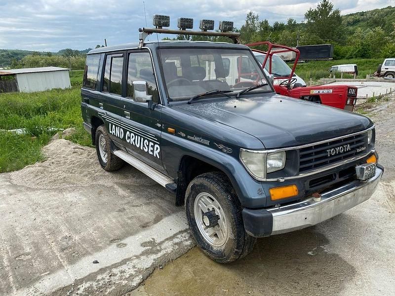 Blau Gebraucht 1991 Toyota Land Cruiser SUV | 33.000 € - Bild 1/4