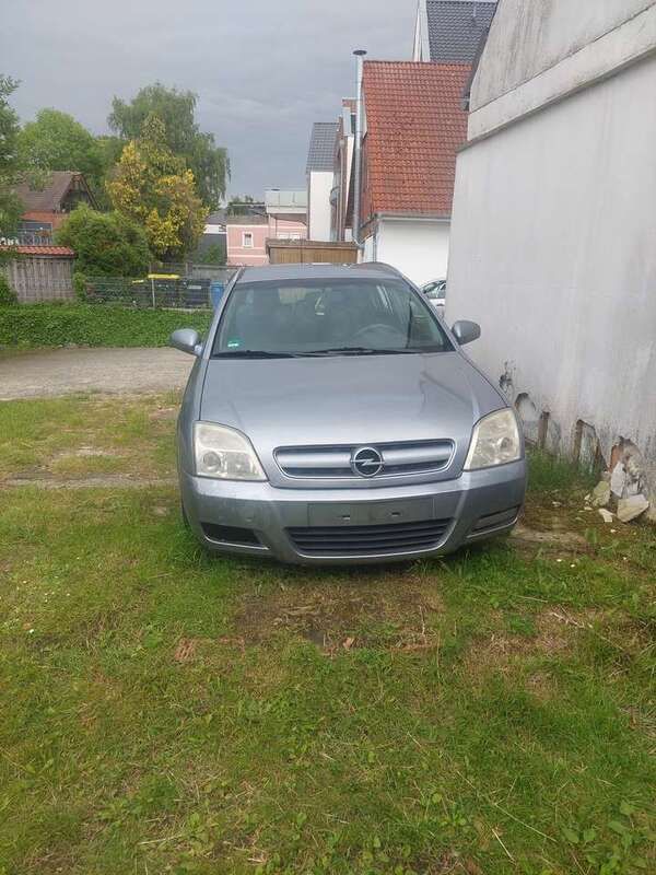 Gebraucht 2004 Opel Signum Kombi | 500 € (Superpreis) - Bild 1/3