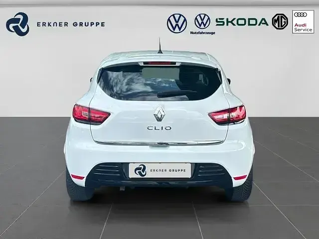 Gebraucht Renault Clio IV LIMITED 73 PS (53 kW) 2018 Gletscherweiss Limousine