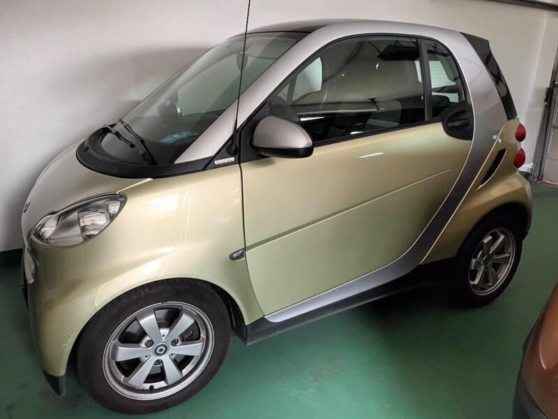 Andere außenfarben Gebraucht 2009 Smart ForTwo Coupé Coupé | 3.600 € (Guter Preis) - Bild 1/4