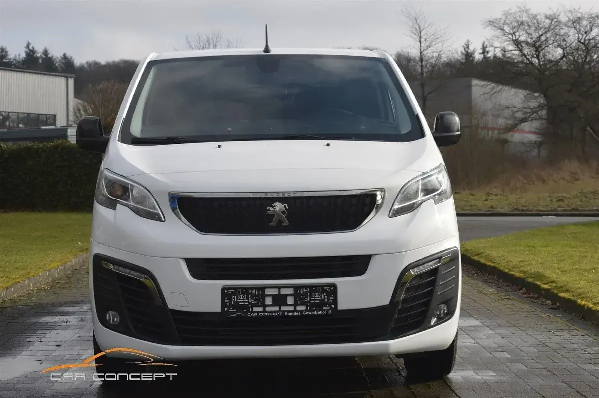 Gebraucht Peugeot Expert Premium 144 PS (105 kW) 2022 Weiß Van