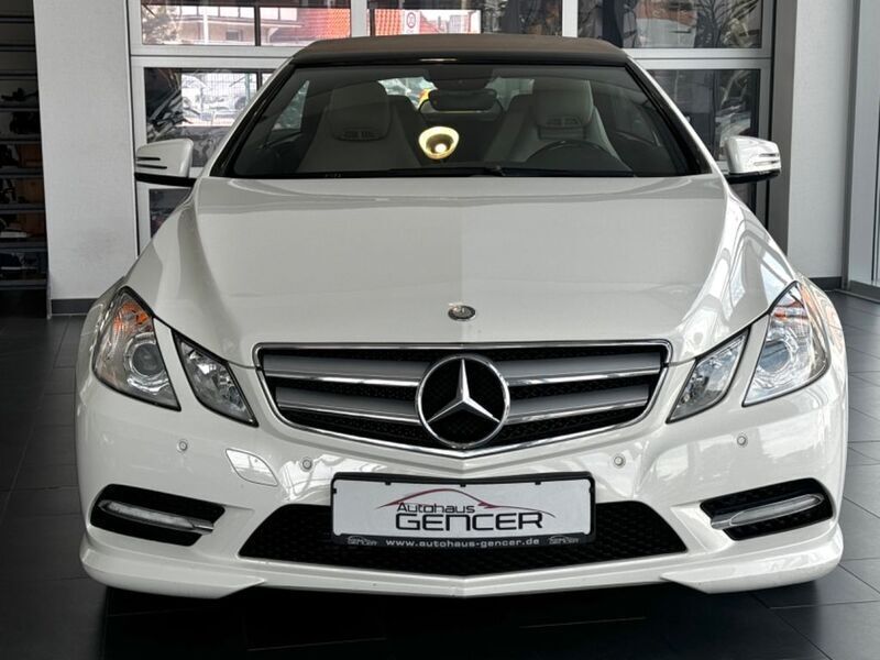 Usata Mercedes E250 AMG 204 CV (150 kW) 2012 Bianco Cabrio