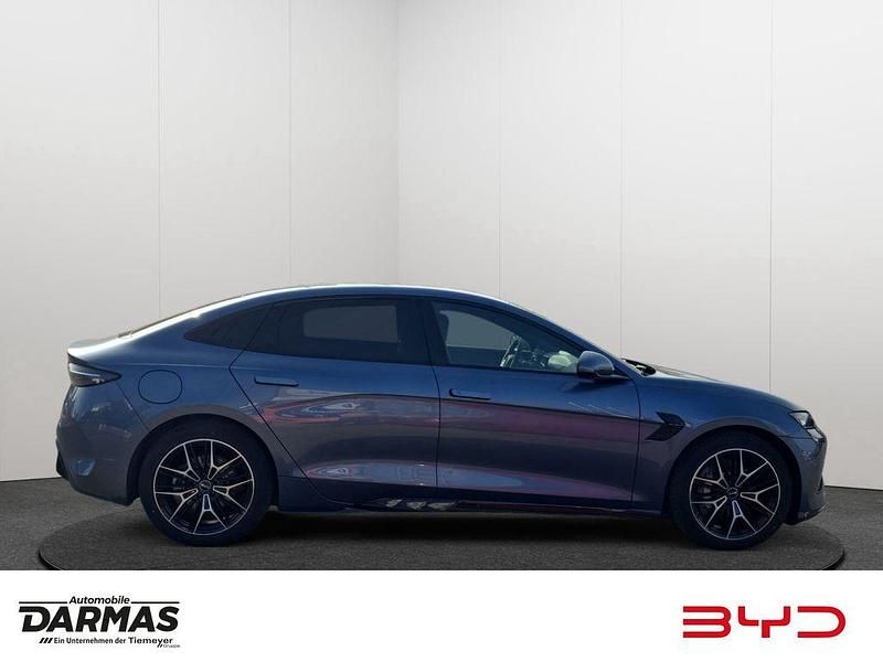 Neu BYD Seal 389 kW (530 PS) 2026 Grau Limousine