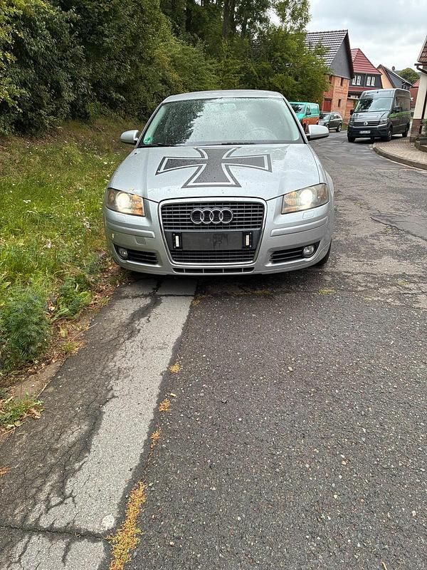 Silber Gebraucht 2006 Audi A3 Kleinwagen | 2.000 € (Superpreis) - Bild 1/4