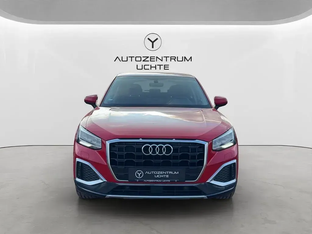 Gebraucht Audi Q2 Advanced Plus 150 PS (110 kW) 2021 Tangorot SUV