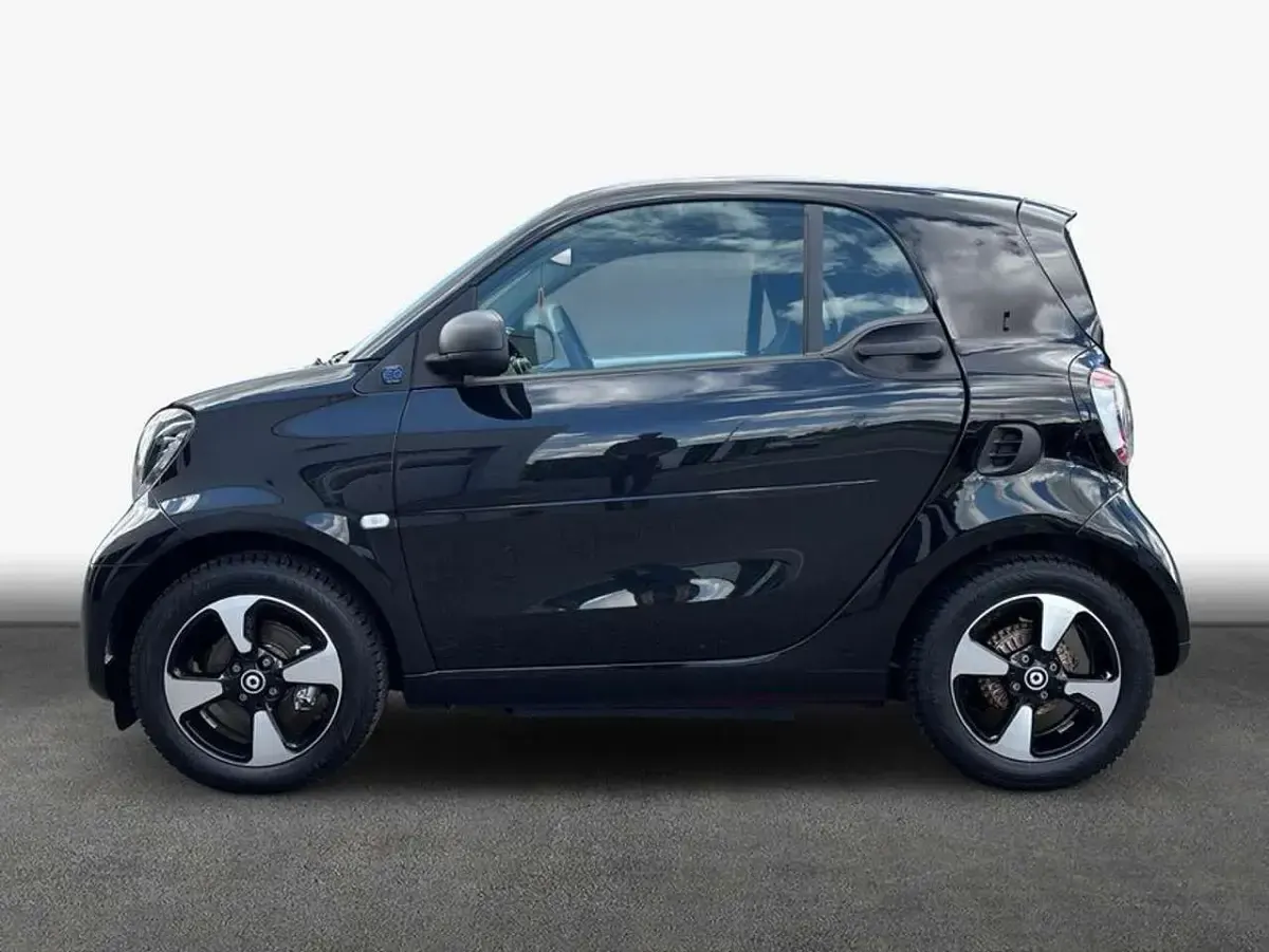 Gebraucht Smart ForTwo Coupé Passion Exclusive 60 kW (82 PS) 2024 Bodypanels in black Kleinwagen