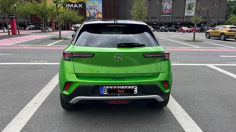 Gebraucht Opel Mokka-e Ultimate 100 kW (136 PS) 2022 Grün SUV