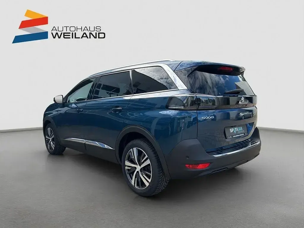 Gebraucht Peugeot 5008 Allure 131 PS (96 kW) 2024 Blau SUV