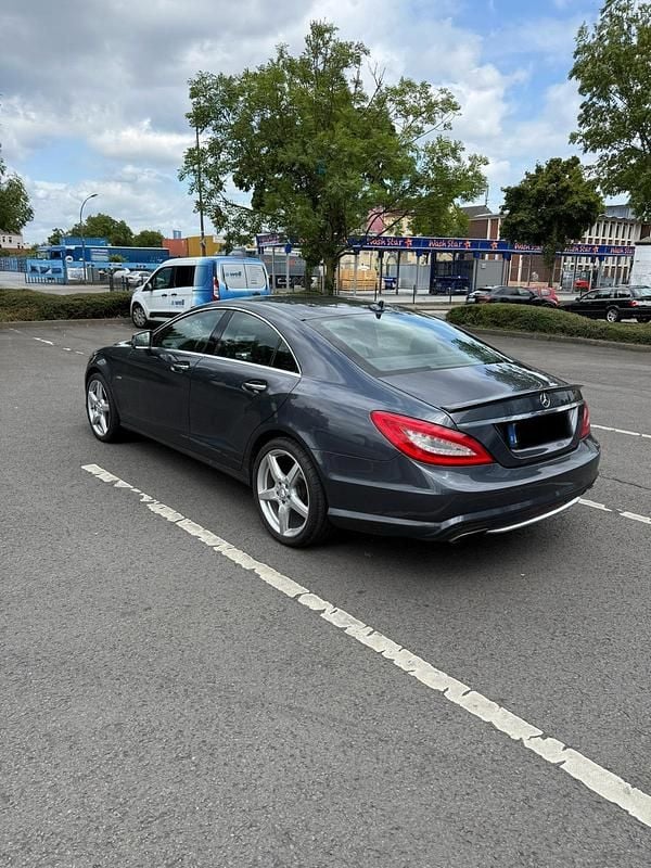 Andere farben Gebraucht 2011 Mercedes CLS350 AMG Coupé | 12.999 € (Superpreis) - Bild 1/4