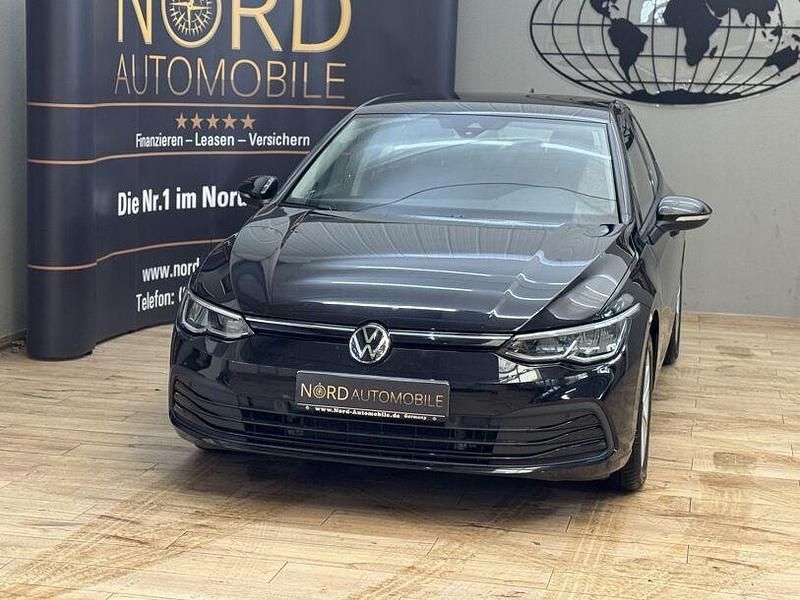 Schwarz Gebraucht 2024 VW Golf VIII | 23.490 € (Guter Preis) - Bild 1/3