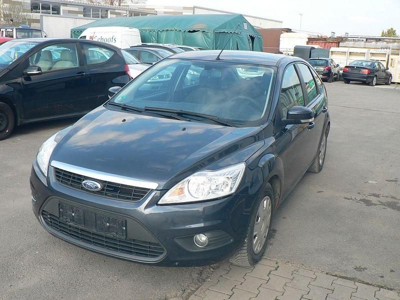 Gebraucht Ford Focus Style 125 PS (91 kW) 2009 Grau Limousine