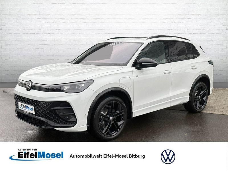 Weiß Gebraucht 2025 VW Tiguan R-line SUV | 52.880 € (Fairer Preis) - Bild 1/4