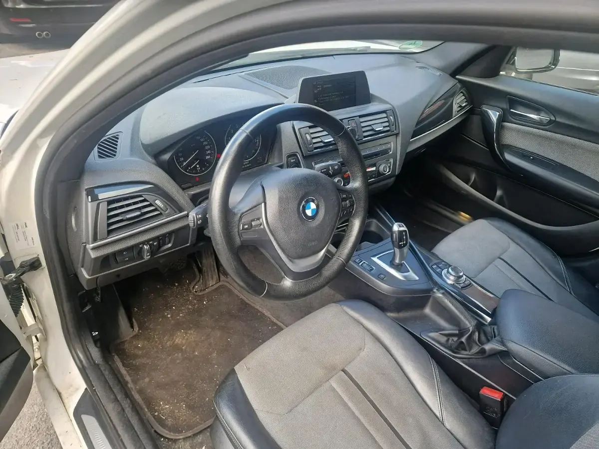 Używany BMW 118 170 KM (125 kW) 2012 Biały Hatchback