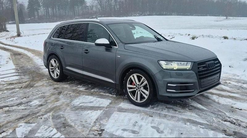Gebraucht Audi Q7 Ambiente 272 PS (200 kW) 2016 Grau SUV