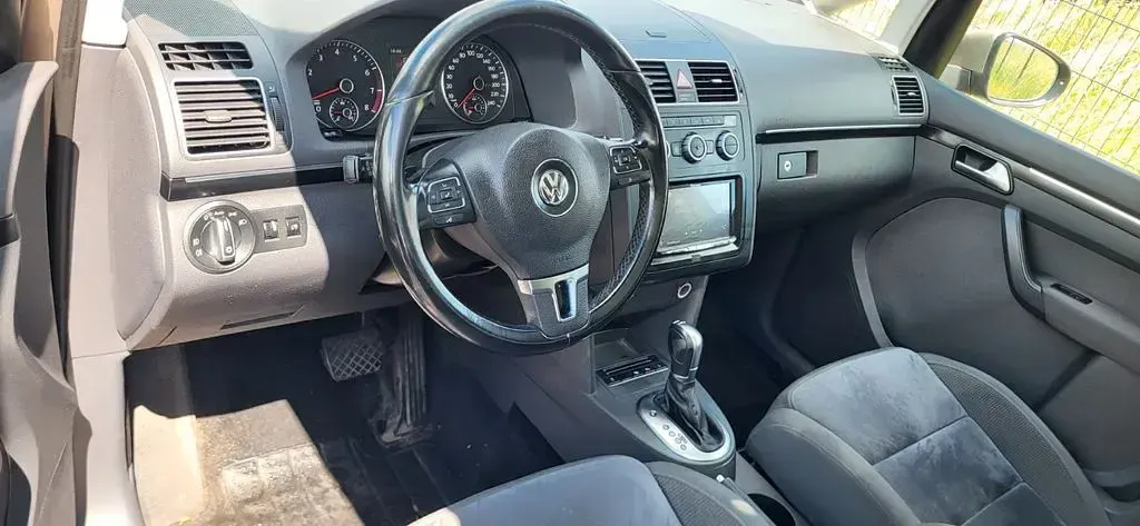 Gebraucht VW Touran Cup 140 PS (102 kW) 2015 Grau Van / Kleinbus